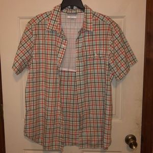 Columbia short sleeve shirt (medium)